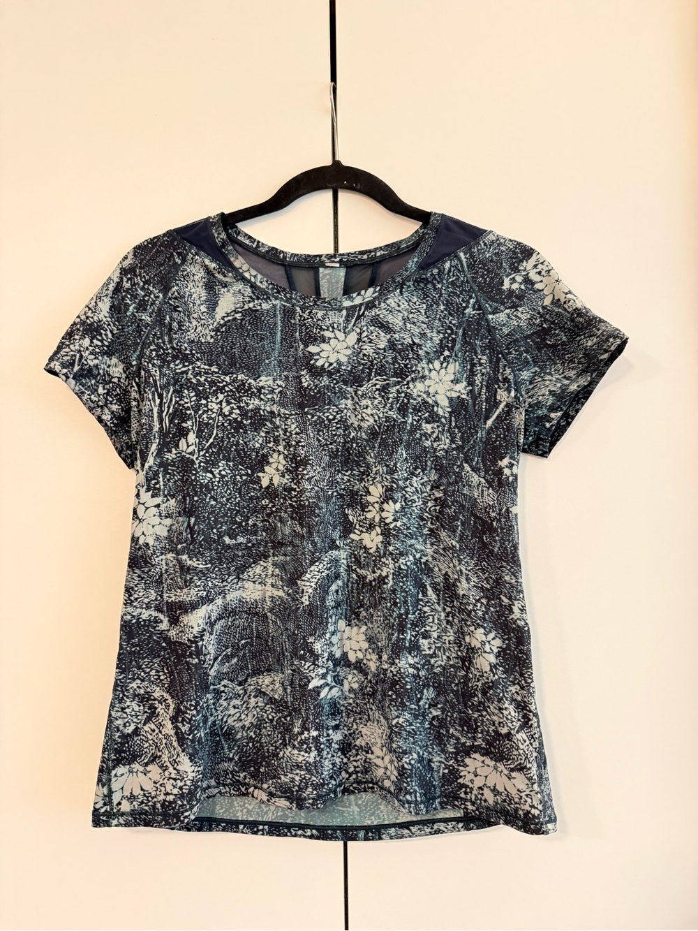 Women’s Teal Blue Printed Short Sleeve Lululemon Top